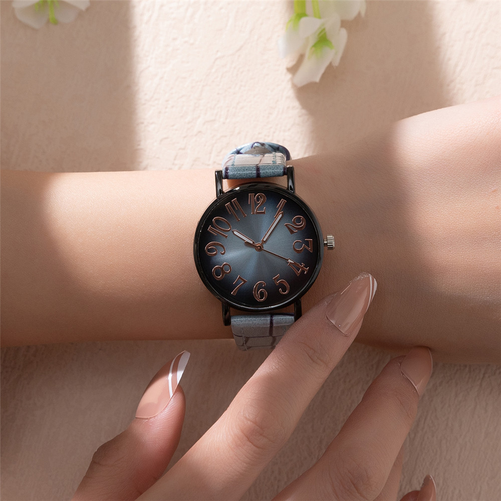 Luxury Women's Watch Fashion V - огляд і ціна Luxury Watch With Leather Strap