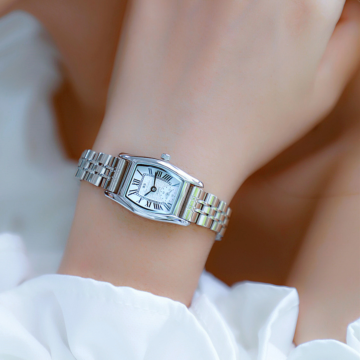 BS Women's Watch Versatile Ret - огляд і ціна Luxury Watch With Leather Strap