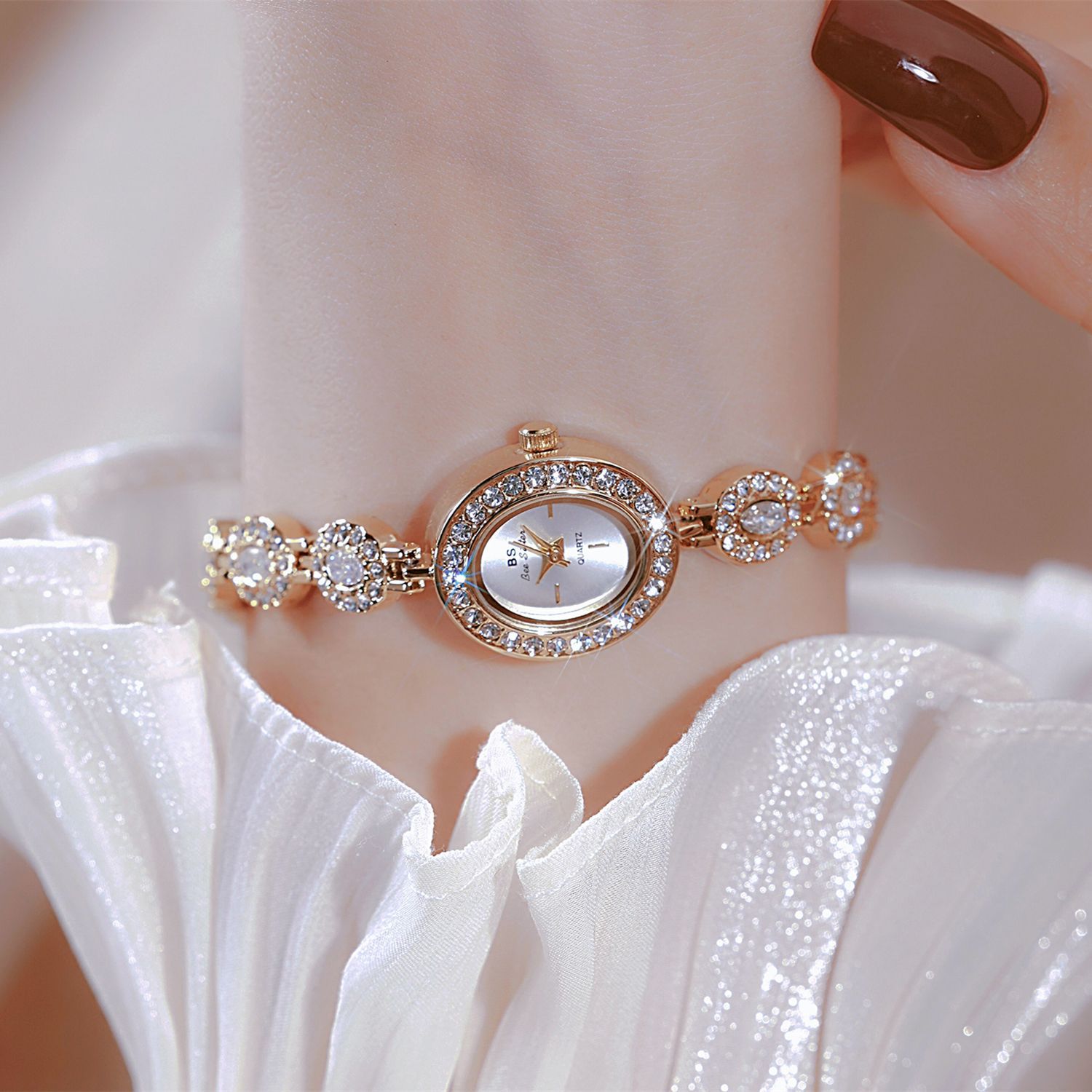 UTHAI New Women Chain Watch Li - огляд і ціна Luxury Watch Brand For Women