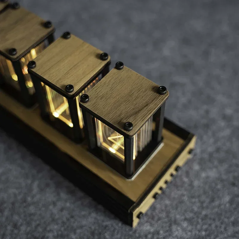 New Luxury Nixie Glow Tube Clo - огляд і ціна Luxury Watch China
