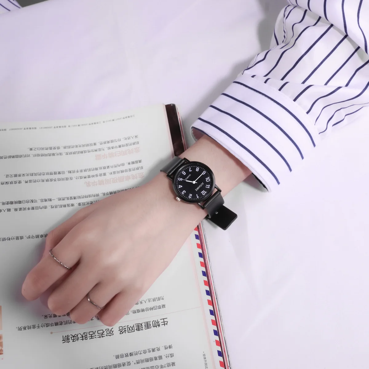 Simple Black Watch Quartz Watc - огляд і ціна Luxury Watch With Leather Strap